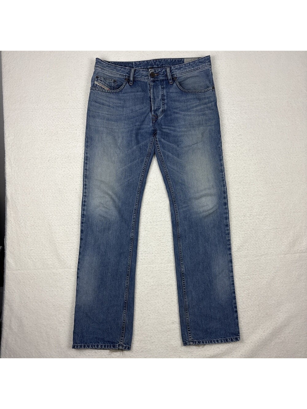 Diesel Larkee Jeans Mens 34x32 Blue Straight Leg Distressed Denim Button‎ Fly